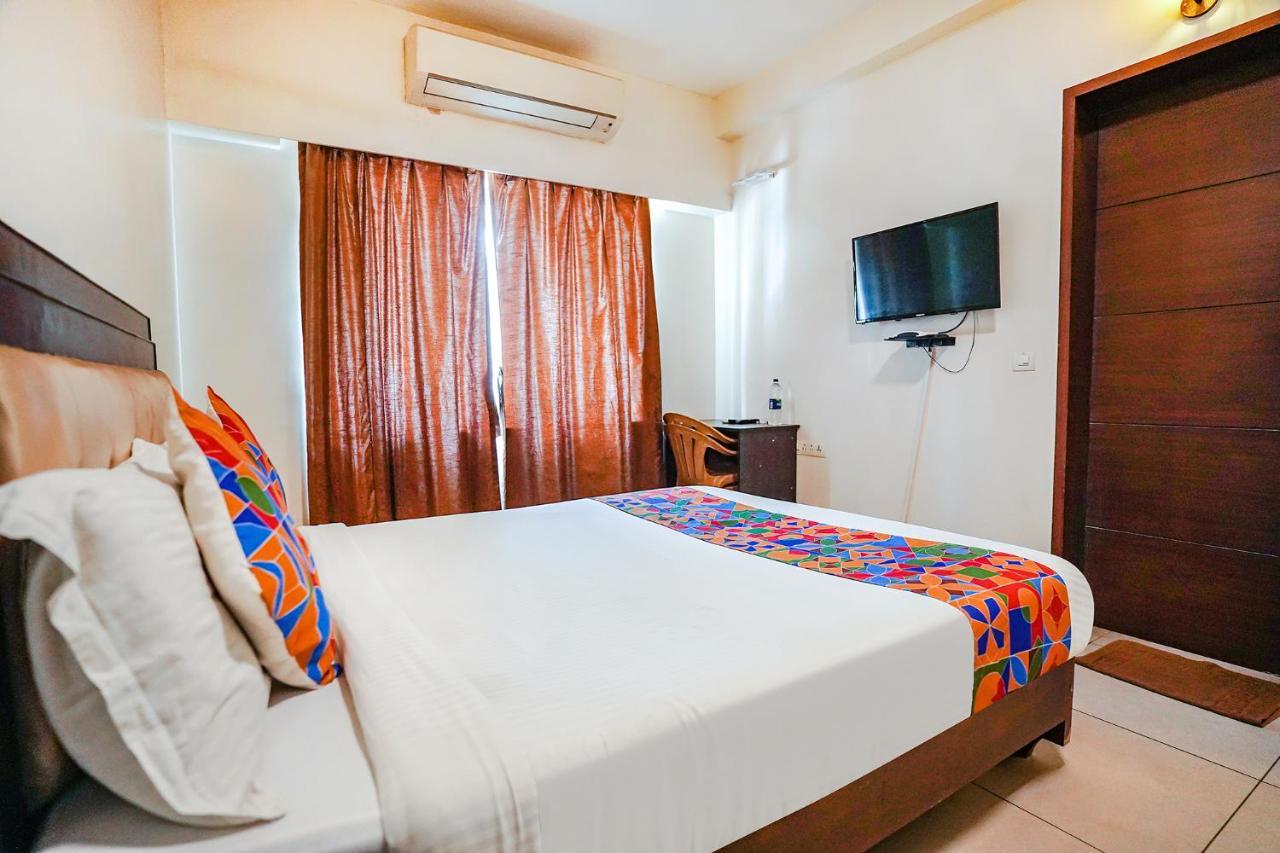 Fabhotel Home Tree Service Apartment - Nr Anna Tower Chennai Bagian luar foto
